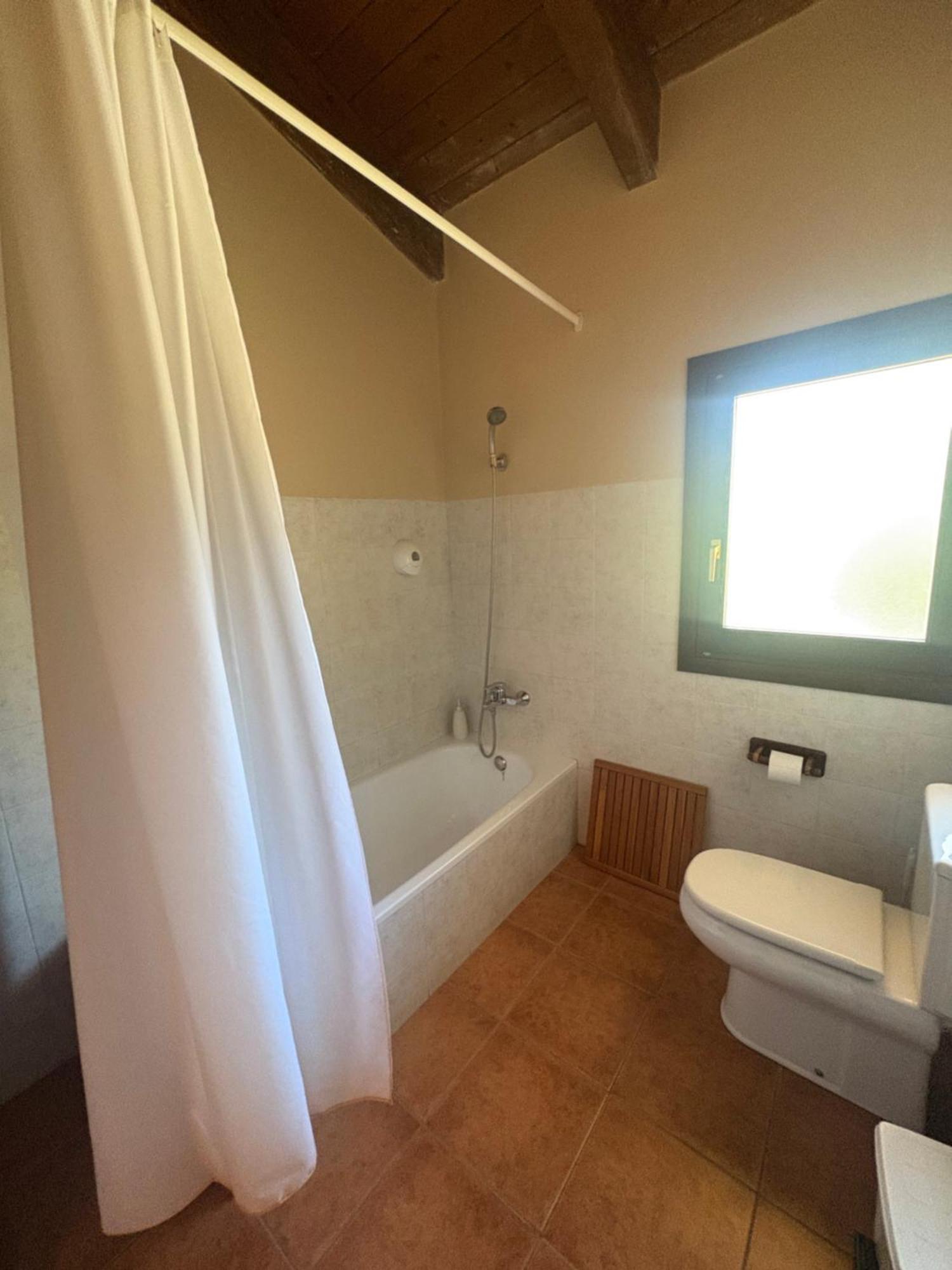 Hotel Guara Inluka Лас-Альмуниас Номер фото