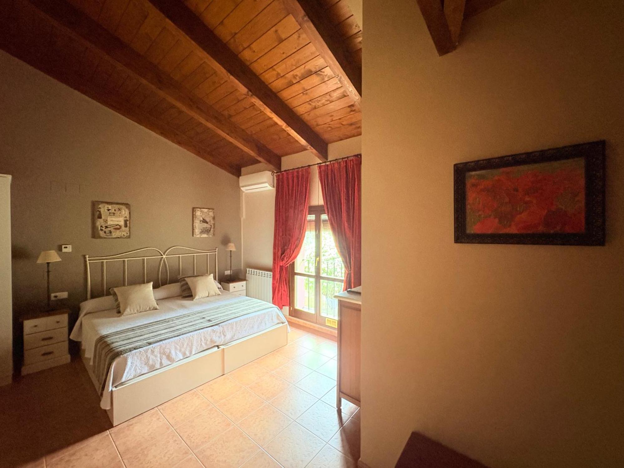 Hotel Guara Inluka Лас-Альмуниас Номер фото