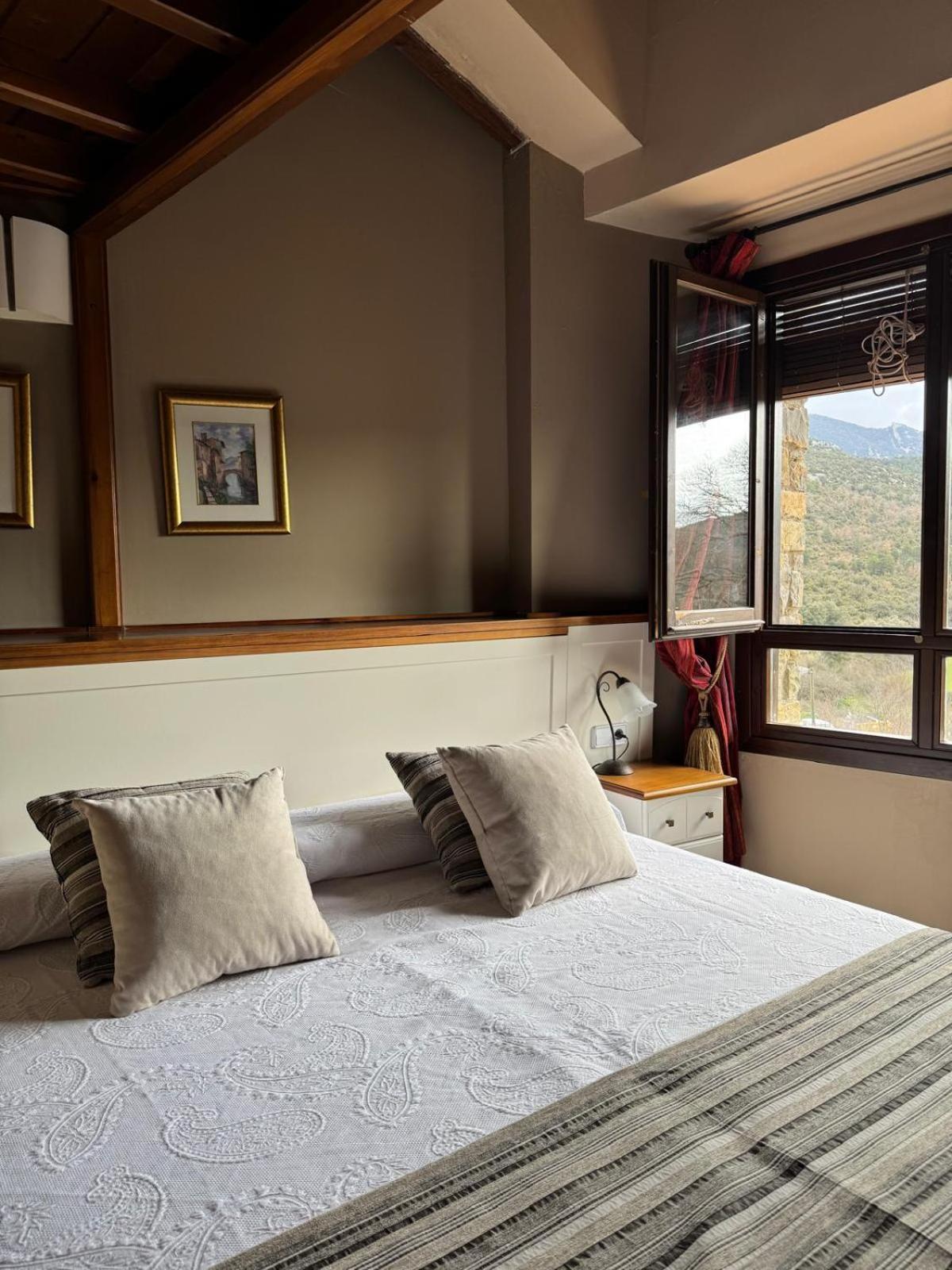 Hotel Guara Inluka Лас-Альмуниас Экстерьер фото